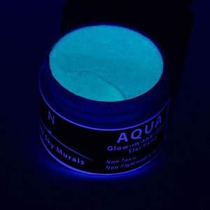 Starlight Glowing Aqua Paint